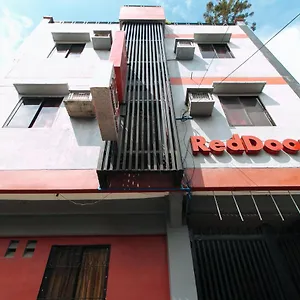 Reddoorz A&f C5 Pinagsama Taguig Hotel Manila