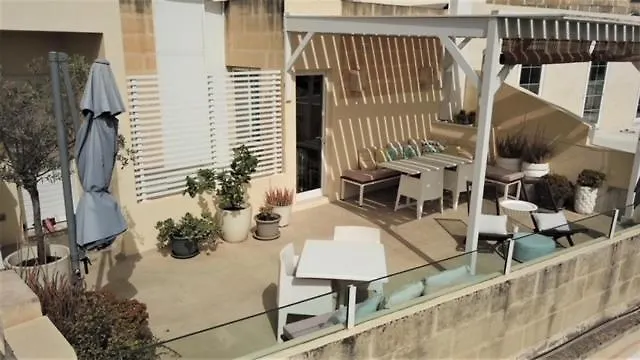 Nelli'S B&B Cospicua